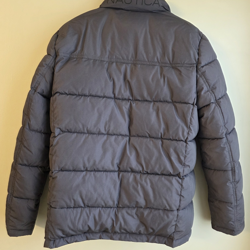 Nautica Men's Quilted Puffer Jacket - Like New - Picture 12 of 12